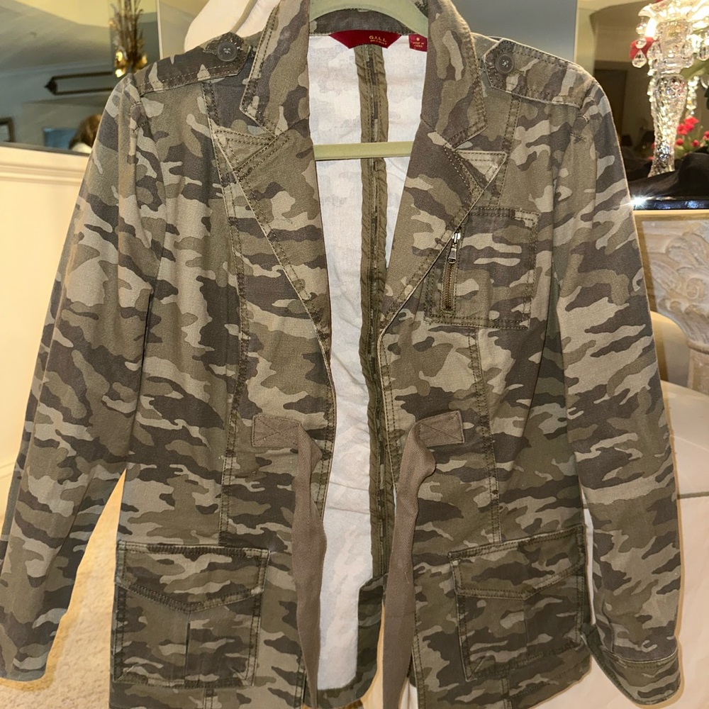 G.I.L.I camo print jacket